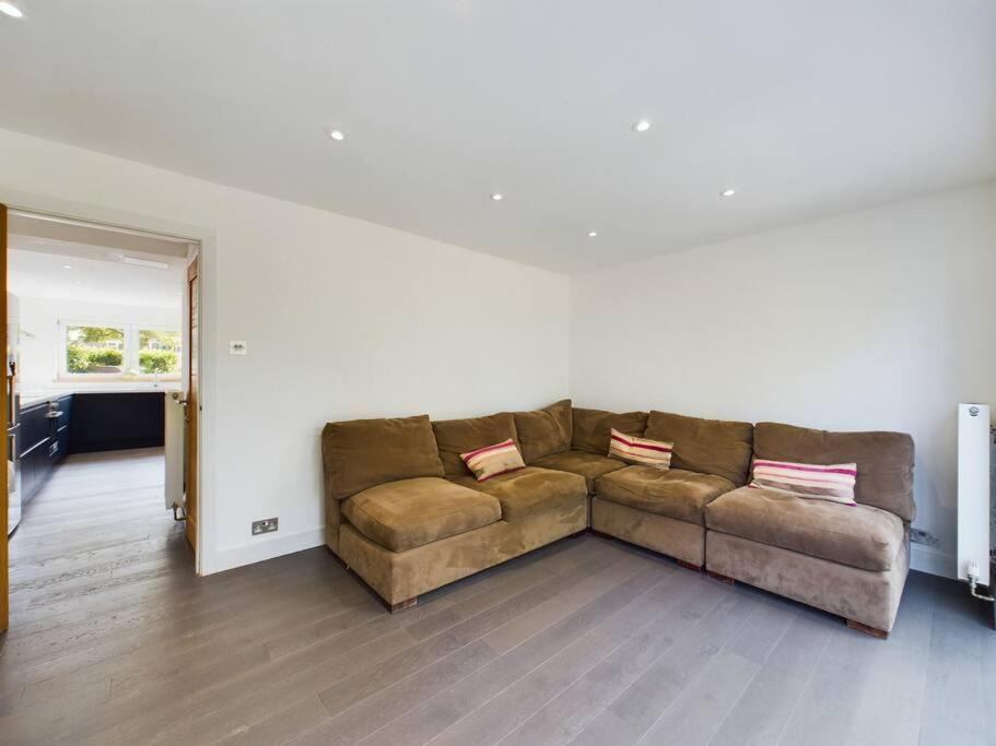 Villa Stylish Cotswold Parking Peaceful Garden Winchcombe Exterior foto